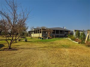 13 ha Farm in Henley on Klip