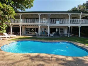 4 Bedroom House in Zinkwazi Beach