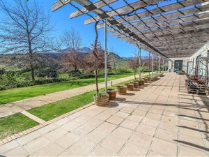 2 Bed Garden Cottage in Stellenbosch Agricultural