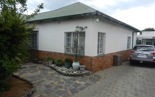 3 Bedroom House in Rewlatch