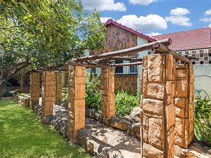3 Bed House in Albemarle
