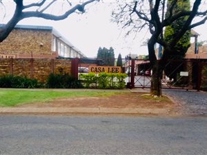 2 Bed Apartment in Rietfontein