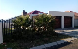 2 Bedroom Townhouse in Tasbet Park