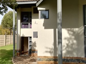 3 Bed Duplex in Bredell AH