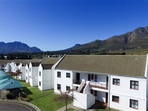 2 Bed Apartment in Schuilplaats