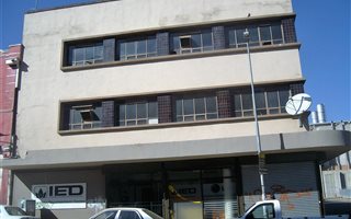 Commercial space in Newtown