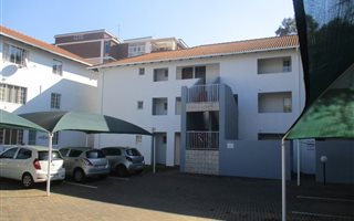 2 Bedroom Apartment in Groenkloof