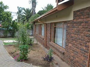 3 Bed House in Norkem Park