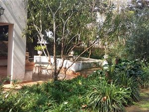 1 Bed Garden Cottage in Melrose Arch