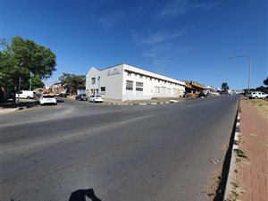 873 m² Industrial space in Booysens