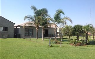 3 Bedroom House in Roodeplaat
