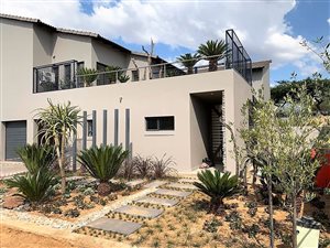 4 Bed House in Leeuwenhof Estate