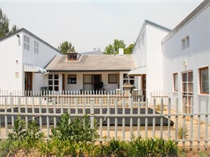 4 Bed House in Uniondale