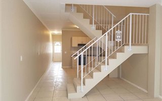 3 Bedroom Townhouse in De Zoete Inval