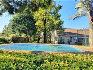 4 Bed House in Worlds View