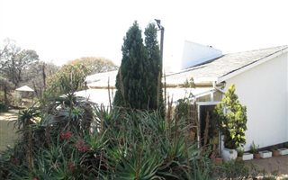 4 Bedroom House in Lombardy East