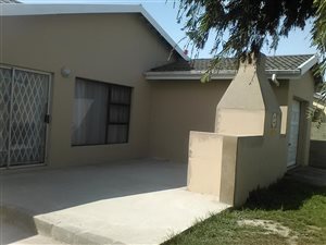 3 Bed House in Pacaltsdorp