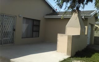 3 Bedroom House in Pacaltsdorp
