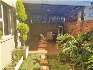 2 Bed Duplex in Olympus AH