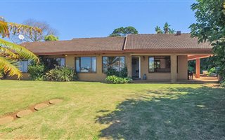 4 Bedroom House in Waterfall