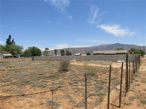 1050 m² Land available in Calitzdorp