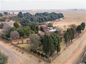 2.2 ha Farm in Bredell AH