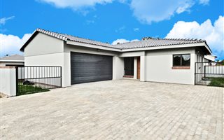 3 Bedroom House in Brentwood