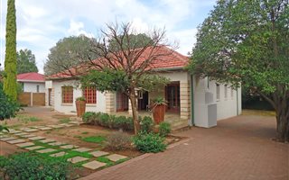 4 Bedroom House in Westdene