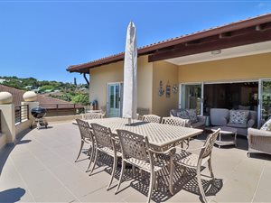 4 Bed Apartment in Willard Beach