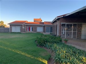 4 Bed House in Deneysville
