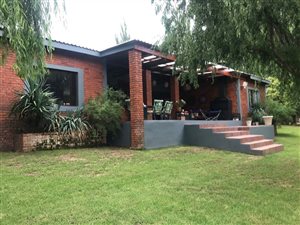 3 Bed House in Roodewal and surrounds