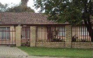 3 Bedroom House in Brackendowns