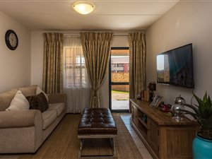 2 Bed Apartment in Erand Gardens