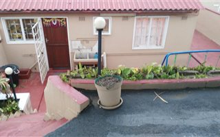 3 Bedroom Simplex in Stonebridge
