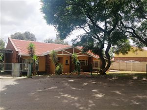 3 Bedroom House in Krugersdorp Central