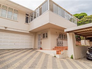 4 Bed House in Sea Point
