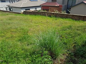500 m² Land available in Olympus AH