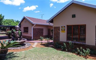 4 Bedroom House in Dorandia