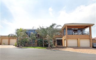 4 Bedroom House in Brackenfell Central