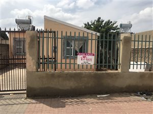 2 Bedroom House in Westbury
