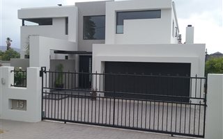 3 Bedroom House in Langerug