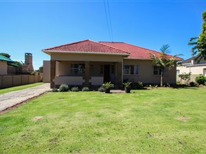 3 Bedroom House in Greenfields