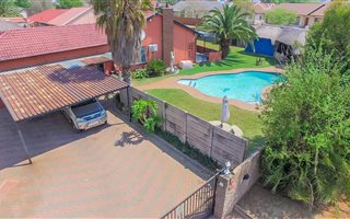 3 Bedroom House in Elspark