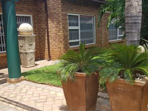 4 Bed Cluster in Jansen Park