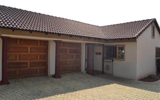 3 Bedroom House in Thatchfield