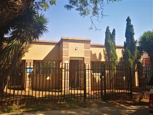 300 m² Industrial space in Pretoria West