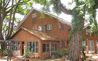 19.8 ha Farm in Hammanskraal