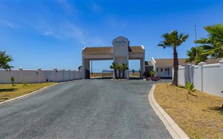 401 m² Land available in St Helena Bay