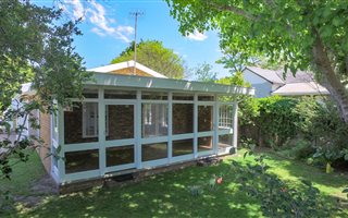 3 Bedroom House in Claremont