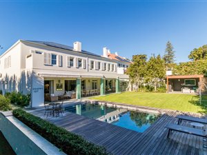 4 Bed House in Claremont Upper